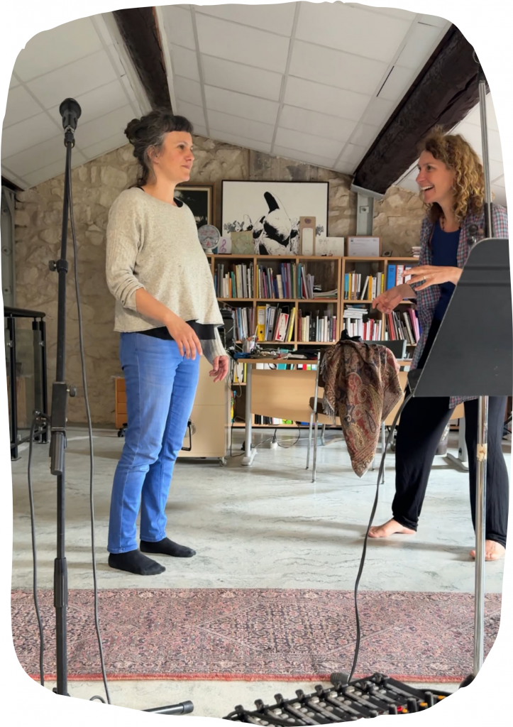 Résidence artistique Voix de Vanessa Hidden en Occitanie